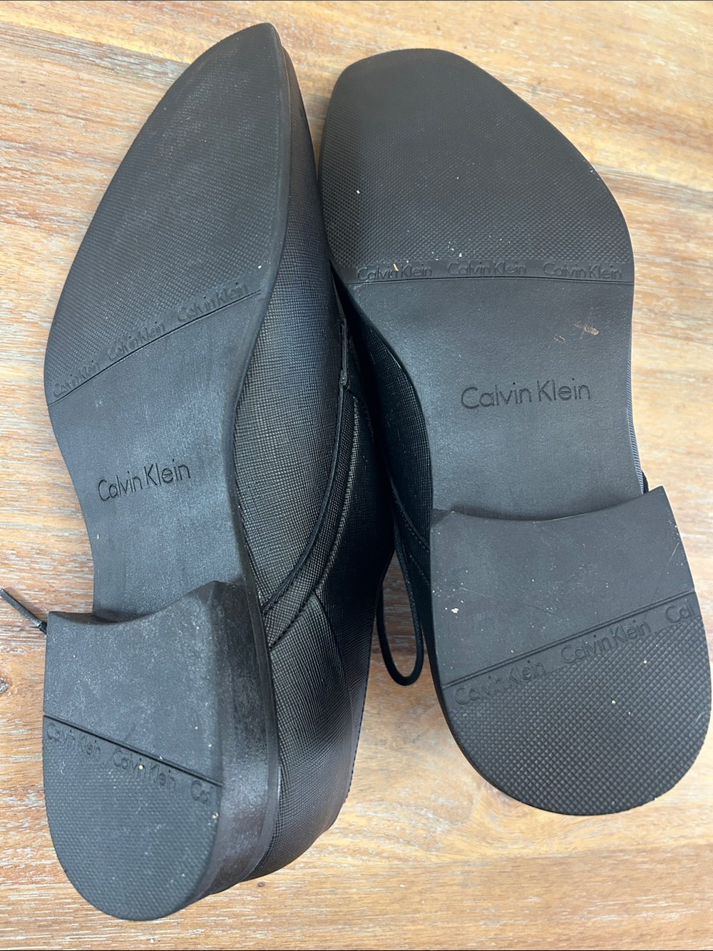 Calvin Klein Men's Black Lace-Up Oxford Dress Shoes - Picture 5 of 6